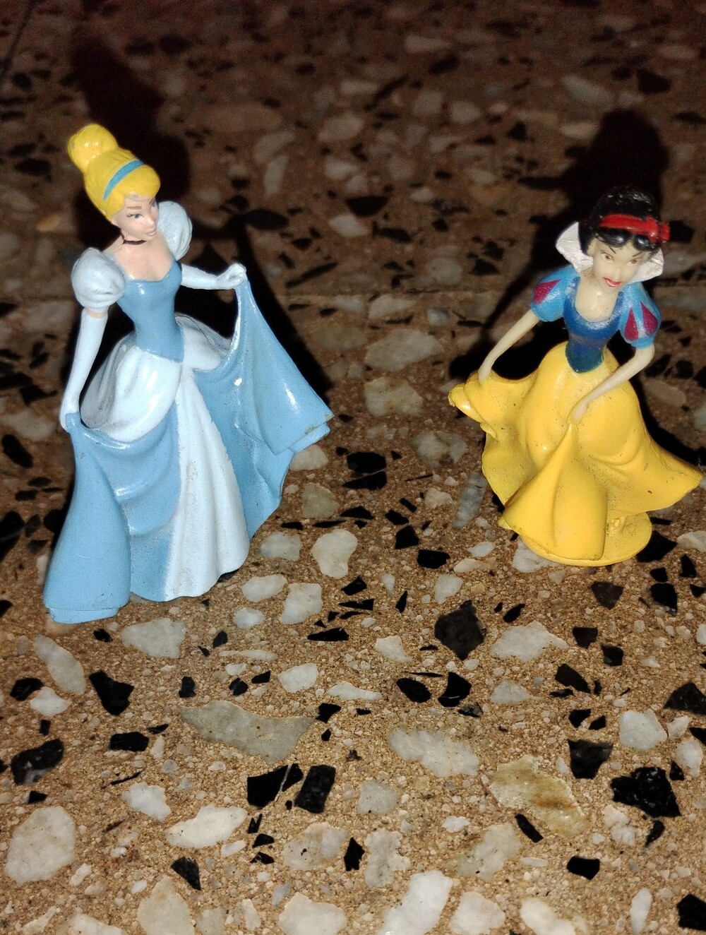 Classic Princess Mini Figurine Set - Blue & Yellow